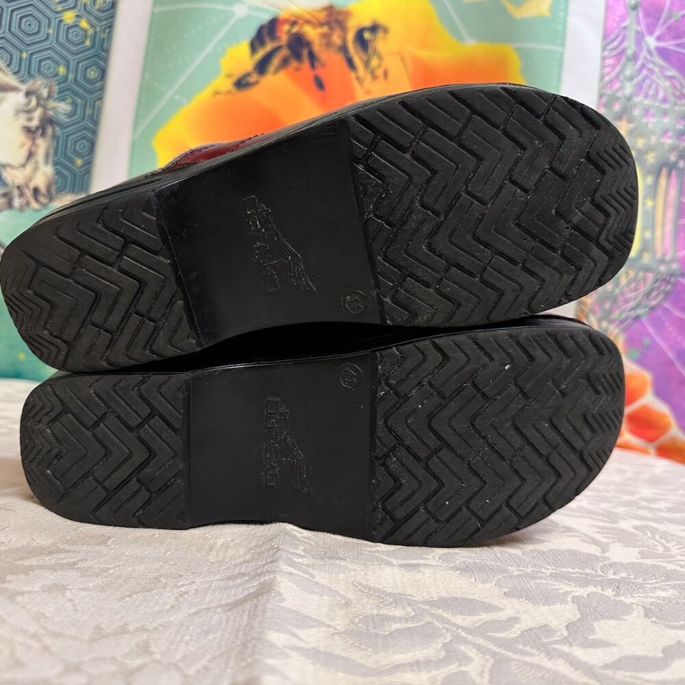 Dansko Red Clogs - Picture 5 of 8